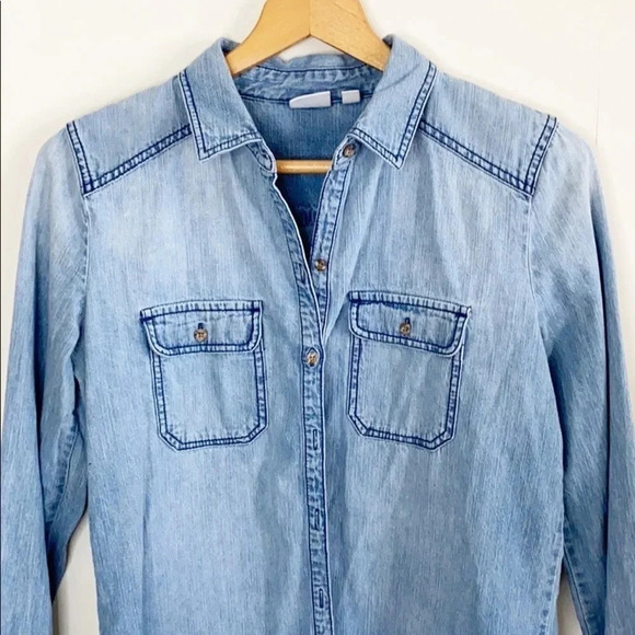 BP. 100% cotton Light Wash Denim Chambray long sleeve Top size small - Picture 4 of 9